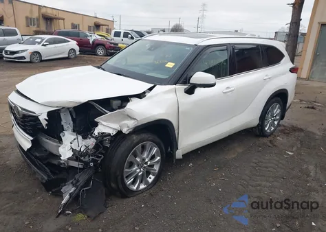 2020 Toyota Highlander Limited z USA, uszkodzony, nr VIN 5TDDZRBH4LS033194
